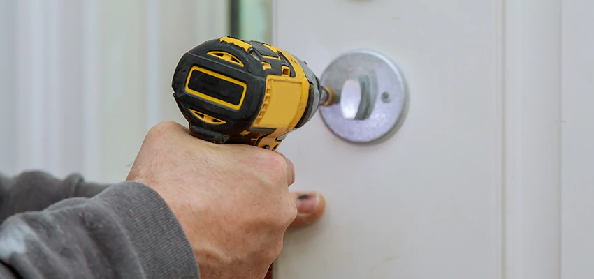 Street Locksmith For Smart Lock Repair in Menifee, CA